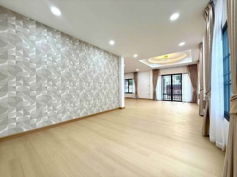 undefined, Bangkok, Bang Kae Nua, Bang Khae, Bangkok, 4 Bedrooms, 250 sqm, Single Detached House For Sale, by Pornpan Chantharakasemchai, 500436993 - DDproperty.com