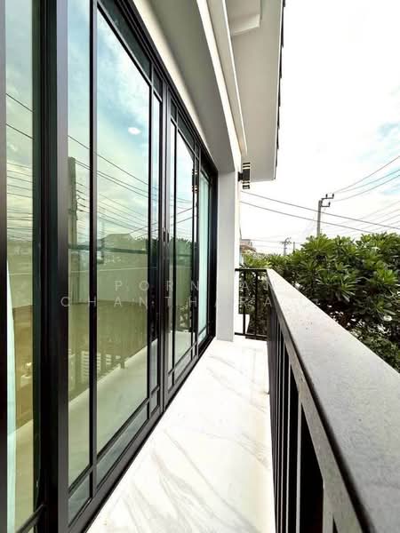 undefined, Bangkok, Bang Kae Nua, Bang Khae, Bangkok, 4 Bedrooms, 250 sqm, Single Detached House For Sale, by Pornpan Chantharakasemchai, 500436993 - DDproperty.com