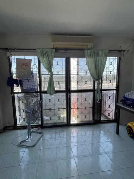 3-BR Townhouse, Bangkok, Thab Yao, Lat Krabang, Bangkok, 3 Bedrooms, 263 sqm, Townhouse For Sale, by Jakree Buajatturat, 500437009 - DDproperty.com