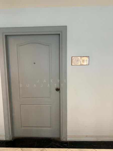 State Tower, Bangkok, 1055 Silom Road, Silom, Bang Rak, Bangkok, 1 Bedroom, 68 sqm, Condo For Sale, by Jakree Buajatturat, 500437014 - DDproperty.com