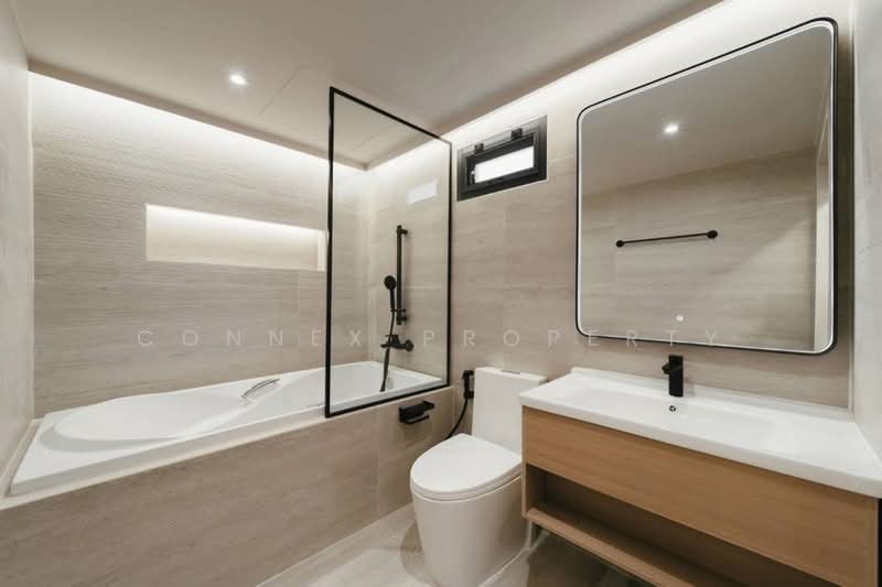 Regent 71 Place, Bangkok, Phra Kanong Nua, Watthana, Bangkok, 5 Bedrooms, 350 sqm, Townhouse For Rent, by Connex Property, 500437063 - DDproperty.com