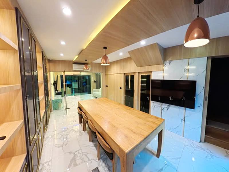 Baan Klang Muang Ramintra-Watcharapol : บ้านกลางเมือง รามอินทรา-วัชรพล, กรุงเทพ, ทางพิเศษฉลองรัช, ออเงิน, สายไหม, กรุงเทพ, 150 ตร.ม., ทาวน์เฮ้าส์ ให้เช่า, โดย นัฐพงค์ มณีอัครเนตร, 500437084 - DDproperty.com
