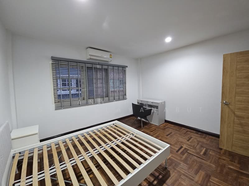 เกตุนุติ เชอมิเน่, กรุงเทพ, คลองจั่น, บางกะปิ, กรุงเทพ, 150 ตร.ม., Townhouse ให้เช่า, โดย Anyaporn Srikanlayanabut, 500437101 - DDproperty.com