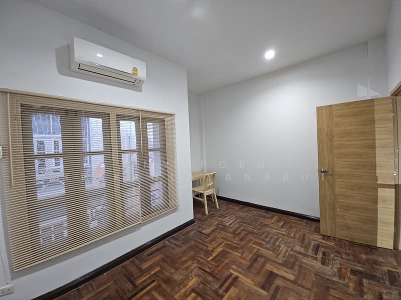 เกตุนุติ เชอมิเน่, กรุงเทพ, คลองจั่น, บางกะปิ, กรุงเทพ, 150 ตร.ม., Townhouse ให้เช่า, โดย Anyaporn Srikanlayanabut, 500437101 - DDproperty.com