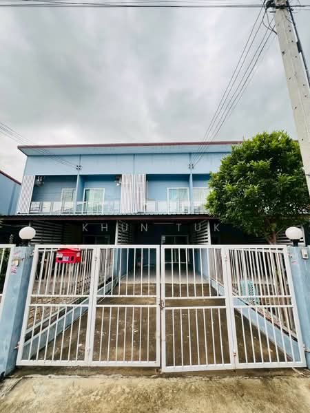 หมู่บ้าน ฉัตรไพลิน ลาดหลุมแก้ว ปทุมธานี, ปทุมธานี, หน้าไม้, ลาดหลุมแก้ว, ปทุมธานี, 500 ตร.ม., ทาวน์เฮ้าส์ ขาย, โดย Khun Tuk, 500437109 - DDproperty.com
