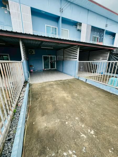 หมู่บ้าน ฉัตรไพลิน ลาดหลุมแก้ว ปทุมธานี, Pathum Thani, Na-Mai, Lat Lum Kaeo, Pathum Thani, 2 Bedrooms, 500 sqm, Townhouse For Sale, by Khun Tuk, 500437109 - DDproperty.com