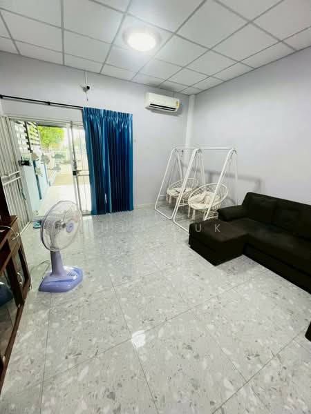 หมู่บ้าน ฉัตรไพลิน ลาดหลุมแก้ว ปทุมธานี, ปทุมธานี, หน้าไม้, ลาดหลุมแก้ว, ปทุมธานี, 500 ตร.ม., ทาวน์เฮ้าส์ ขาย, โดย Khun Tuk, 500437109 - DDproperty.com