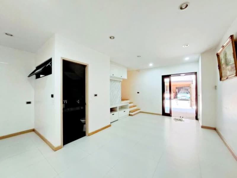 ไม่พบโครงการ, Nonthaburi, แจ้งวัฒนะ Lotusสามัคคี 800ม., Bang Talat, Pak Kret, Nonthaburi, 3 Bedrooms, 200 sqm, Townhouse For Rent, by ณัฐพงศ์ สุนทรอรุณ, 500437140 - DDproperty.com
