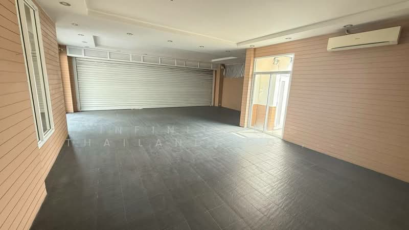 The Boulevard Sriracha, Chon Buri (Pattaya), Sriracha-Nongyaibu Road, Surasak, Si Racha, Chon Buri (Pattaya), 4 Bedrooms, 298 sqm, Single Detached House For Rent, by Infinity EEC (Thailand) Co., Ltd., 500437148 - DDproperty.com