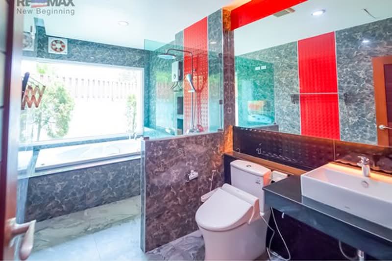 Baan Wang Tan, Chiang Mai, Mae Hia, Muang Chiang Mai, Chiang Mai, 5 Bedrooms, 440 sqm, Single Detached House For Sale, by Emil Weiss, 500437232 - DDproperty.com