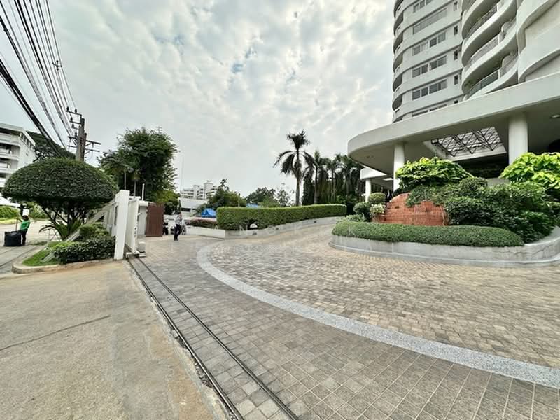 Baan Suan Plu, Bangkok, Soi Phatthanasin, Thung Maha Mek, Sathon, Bangkok, 3 Bedrooms, 285 sqm, Condo For Rent, by Bangkok Residential, 500437237 - DDproperty.com