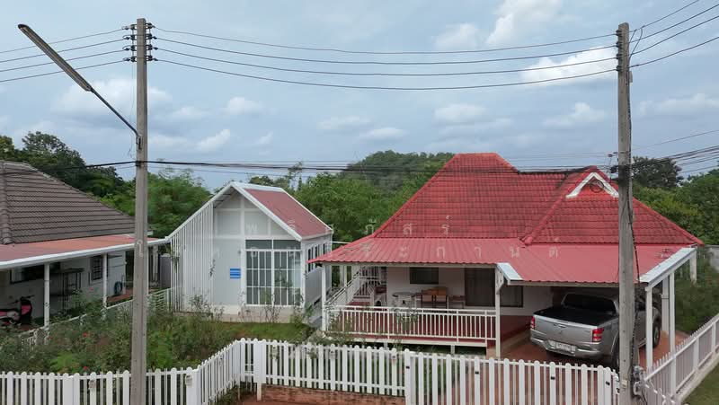 บ้านในทำเลศักยภาพของปากช่อง–เขาใหญ่ บอกเลยว่าหลังนี้ คุ้มตั้งแต่ราคาที่ดินแล้ว, Nakhon Ratchasima, Mu Si, Pak Chong, Nakhon Ratchasima, 1 Bedroom, 120 sqm, Single Detached House For Sale, by พลิศภัสร์ โชคธนวีระกานต์, 500437238 - DDproperty.com