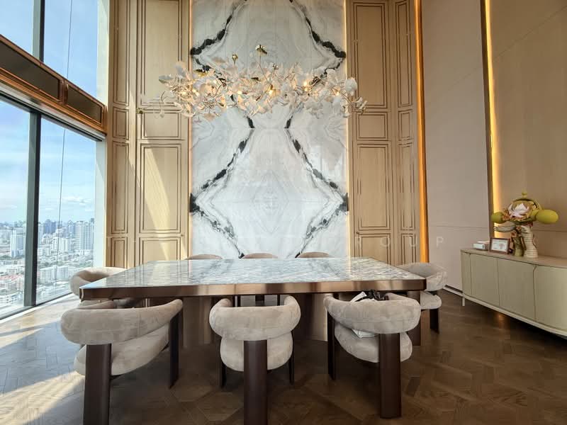 The Esse at Singha Complex, Bangkok, 1788 New Petchaburi Rd, Khlongtoei Nua, Watthana, Bangkok, 3 Bedrooms, 244 sqm, Condo For Rent, by The Luxe Group, 500437243 - DDproperty.com