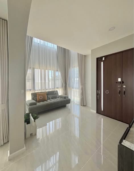 4-BR House, Chon Buri (Pattaya), Nong Pla Lai, Bang Lamung (Pattaya), Chon Buri (Pattaya), 4 Bedrooms, 221 sqm, Single Detached House For Sale, by Thipakon Wingwon, 500437254 - DDproperty.com