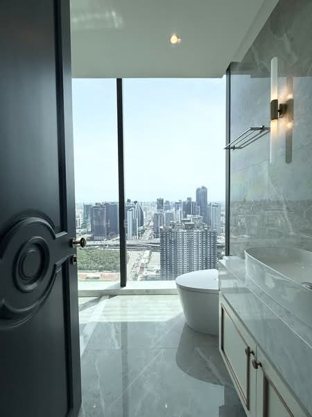 The Esse at Singha Complex : ดิ เอส แอท สิงห์ คอมเพล็กซ์, กรุงเทพ, 1788 ถนนเพชรบุรีตัดใหม่, คลองเตยเหนือ, วัฒนา, กรุงเทพ, 244 ตร.ม., คอนโด ขาย, โดย The Luxe Group, 500437290 - DDproperty.com