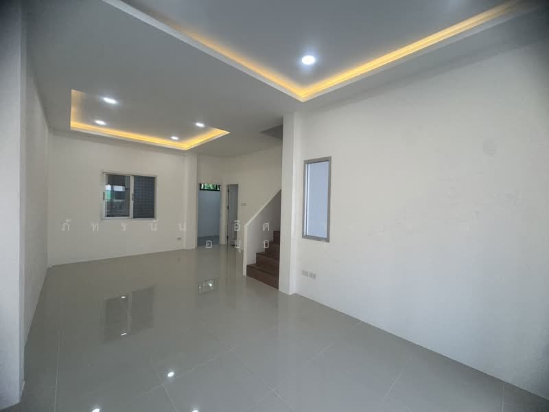 Diamond Grand Ville, Bangkok, O-Ngoen, Sai Mai, Bangkok, 3 Bedrooms, 72 sqm, Townhouse For Sale, by ภัทรนัน อิศรางกูร ณ อยุธยา, 500437304 - DDproperty.com