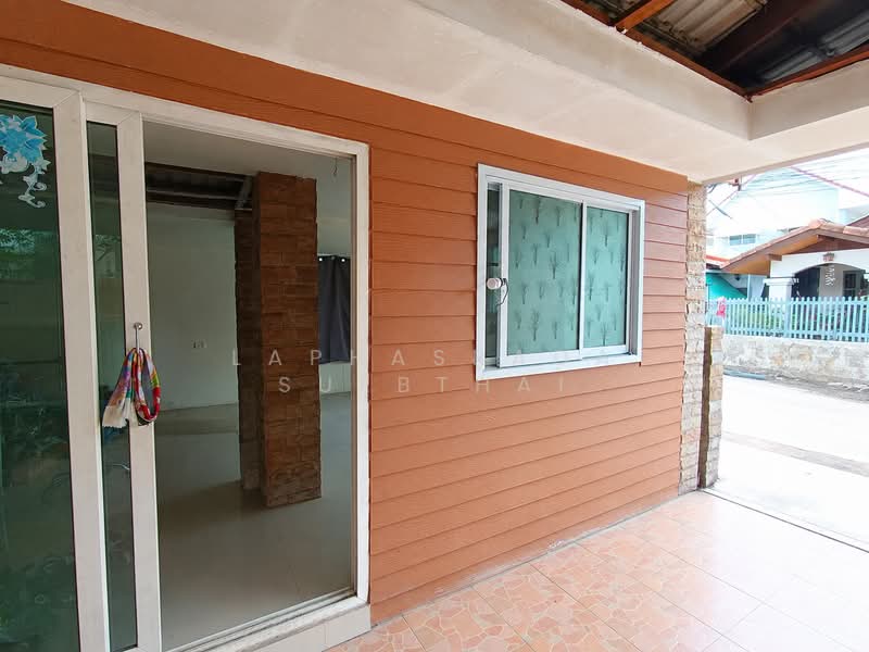 Marisa Village, Bangkok, Bang Chun, Khlong Sam Wa, Bangkok, 2 Bedrooms, 80 sqm, Townhouse For Sale, by Laphasrada Suebthai, 500437328 - DDproperty.com