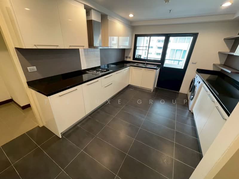 Shanti Sadan, Bangkok, 28 Sukhumvit 59, Khlong Tan Nua, Watthana, Bangkok, 3 Bedrooms, 285 sqm, Condo For Rent, by The Luxe Group, 500437330 - DDproperty.com