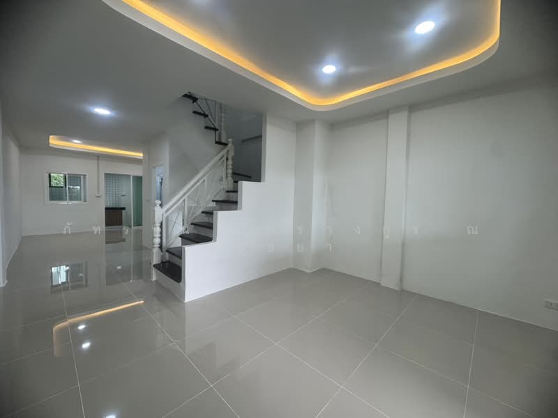 หมู่บ้านอภินคร 2000 สายไหม 81, กรุงเทพ, สายไหม, กรุงเทพ, 72 ตร.ม., ทาวน์เฮ้าส์ ขาย, โดย ภัทรนัน อิศรางกูร ณ อยุธยา, 500437332 - DDproperty.com
