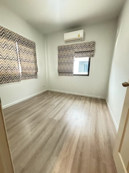 Modi Villa Bangna, Samut Prakan, Bangna-Trad Road, Bang Sao Thong, Samut Prakan, 3 Bedrooms, 100 sqm, Semi-Detached House (Twin House) For Sale, by The Best Property กิ๊ก, 500437335 - DDproperty.com
