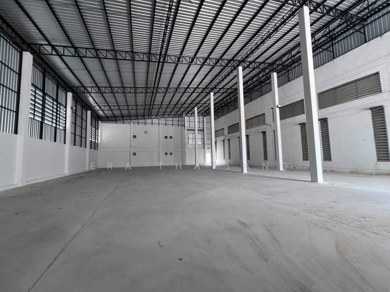 ขาย หรือ เช่า Home Office + Warehouse ใหม่แกะกล่อง พร้อมดำเนินธุรกิจทันที! 2,380 ตรม. ศาลายา, Nakhon Pathom, Ngiu Rai, Nakhon Chai Sri, Nakhon Pathom, , 2,140 sqm, Warehouse/Factory For Sale, by ERA Thailand, 500437339 - DDproperty.com