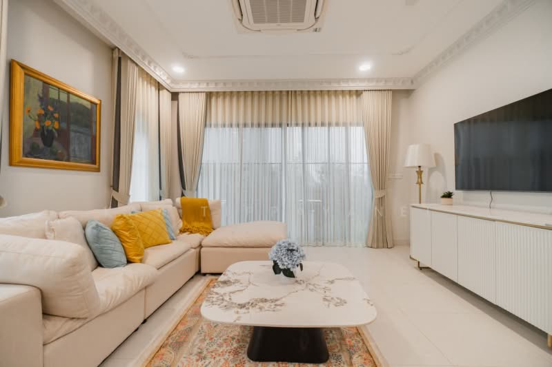 Nantawan Rama 9 - New Krungthepkreetha, Bangkok, Saphan Sung, Bangkok, 4 Bedrooms, 302 sqm, Single Detached House For Sale, by Kay Tippayanet, 500437349 - DDproperty.com