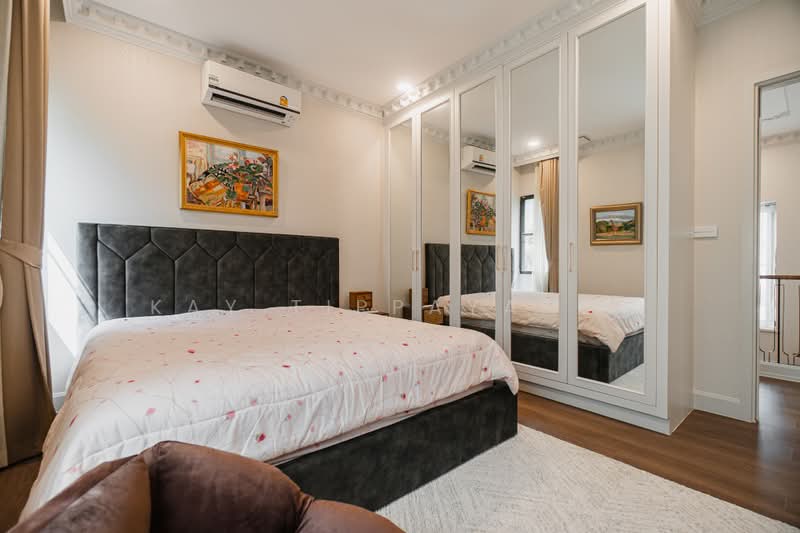 Nantawan Rama 9 - New Krungthepkreetha, Bangkok, Saphan Sung, Bangkok, 4 Bedrooms, 302 sqm, Single Detached House For Sale, by Kay Tippayanet, 500437349 - DDproperty.com