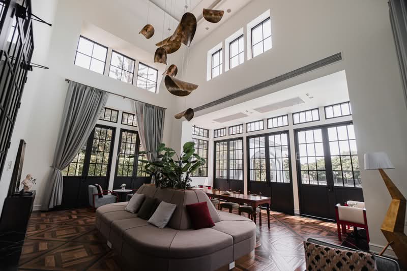 Nantawan Rama 9 - New Krungthepkreetha, Bangkok, Saphan Sung, Bangkok, 4 Bedrooms, 302 sqm, Single Detached House For Sale, by Kay Tippayanet, 500437349 - DDproperty.com