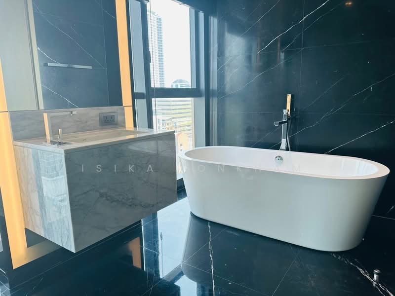 The Monument Thonglor, Bangkok, 998 Thonglor Road, Khlong Tan Nua, Watthana, Bangkok, 2 Bedrooms, 125 sqm, Condo For Sale, by Isika Tonkham, 500437381 - DDproperty.com