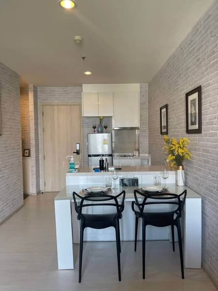 Rhythm Sukhumvit 42, Bangkok, Soi Sukhumvit 42, Sukhumvit Road, Phra Kanong, Khlong Toei, Bangkok, 1 Bedroom, 45 sqm, Condo For Rent, by Isika Tonkham, 500437385 - DDproperty.com
