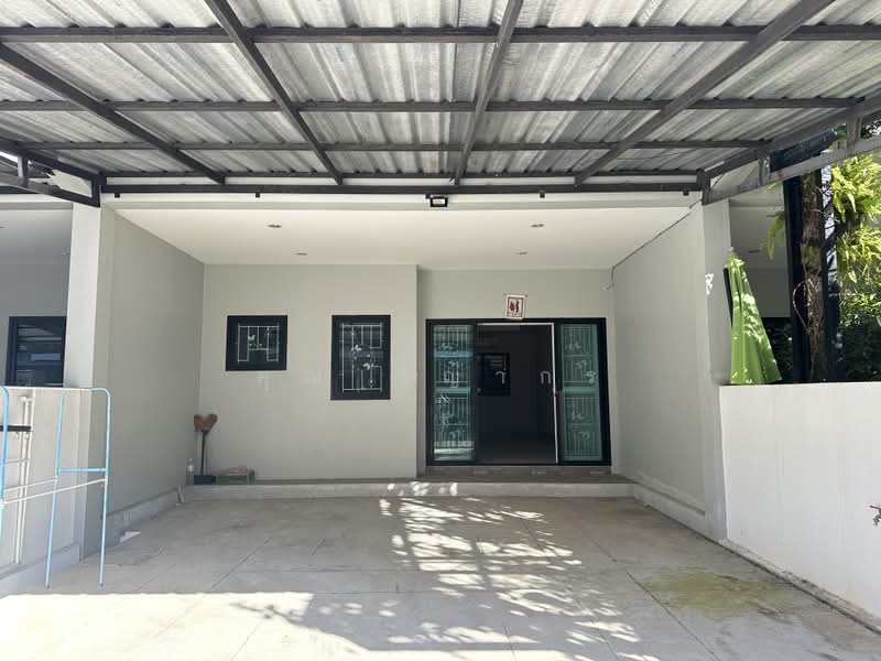 บีโฮม สี่แยกหลุยส์ (B-Home), Chiang Mai, San Klang, San Kamphaeng, Chiang Mai, 3 Bedrooms, 135 sqm, Townhouse For Sale, by คุณ วิญากร, 500437386 - DDproperty.com