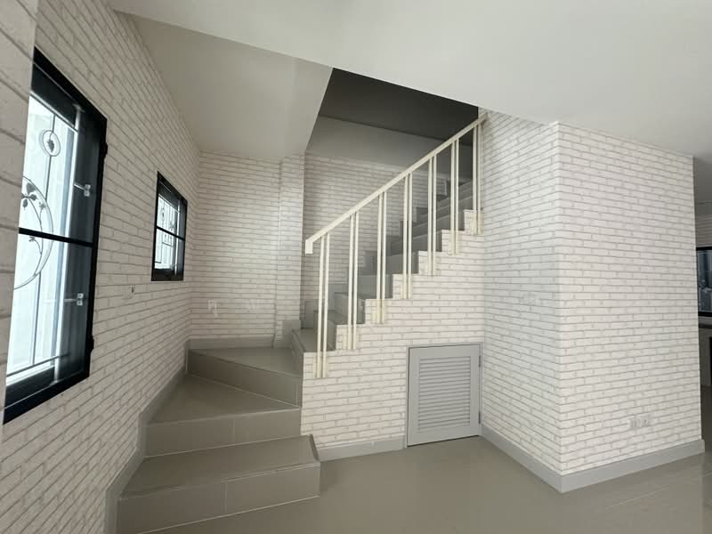 บีโฮม สี่แยกหลุยส์ (B-Home), Chiang Mai, San Klang, San Kamphaeng, Chiang Mai, 3 Bedrooms, 135 sqm, Townhouse For Sale, by คุณ วิญากร, 500437386 - DDproperty.com