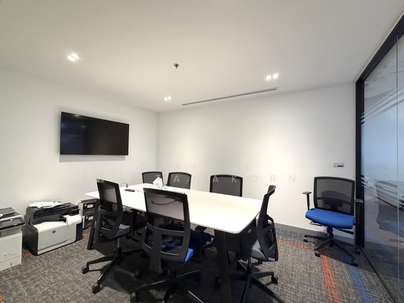 Office พร้อมใช้, 100ที่นั่ง, แอร์ 24 ชม, ติด BTS สุรศักดิ์, กรุงเทพ, ยานนาวา, สาทร, กรุงเทพ, 727 ตร.ม., สำนักงาน ให้เช่า, โดย Sirikul Wattanakorn, 500437396 - DDproperty.com
