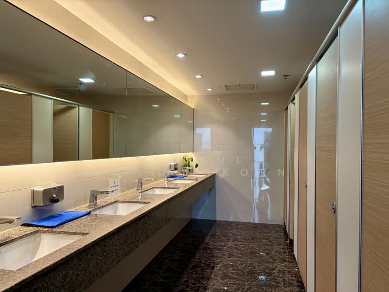 Fitted office,100ppl, 24-hr air con, next to BTS Surasak, Bangkok, Yan Nawa, Sathon, Bangkok, , 727 sqm, Office Space For Rent, by Sirikul Wattanakorn, 500437396 - DDproperty.com