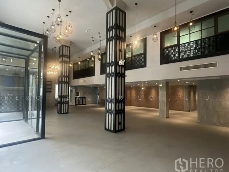 For Rent Retail Space 247 sqm in BTS Phrom Phong, Watthana, Bangkok BRE21940, กรุงเทพ, สุขุมวิท, คลองตันเหนือ, วัฒนา, กรุงเทพ, 247 ตร.ม., พื้นที่ขายของ ให้เช่า, โดย Hero Realtor Co., Ltd., 500437427 - DDproperty.com