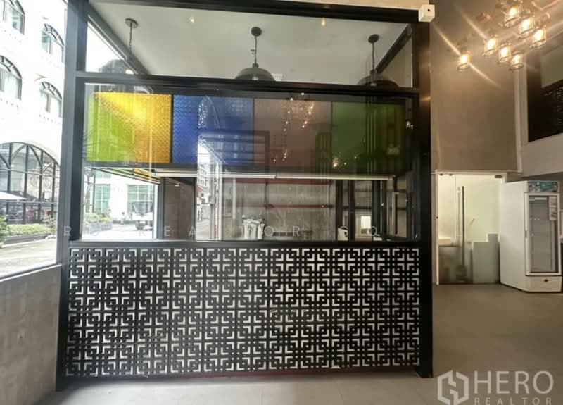 For Rent Retail Space 247 sqm in BTS Phrom Phong, Watthana, Bangkok BRE21940, กรุงเทพ, สุขุมวิท, คลองตันเหนือ, วัฒนา, กรุงเทพ, 247 ตร.ม., พื้นที่ขายของ ให้เช่า, โดย Hero Realtor Co., Ltd., 500437427 - DDproperty.com