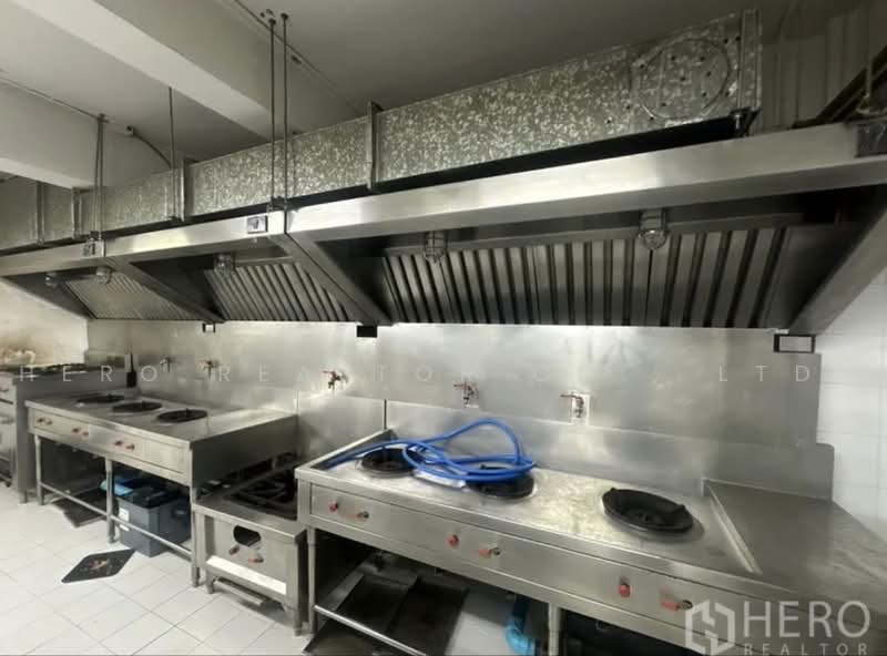 For Rent Retail Space 247 sqm in BTS Phrom Phong, Watthana, Bangkok BRE21940, Bangkok, สุขุมวิท, Khlong Tan Nua, Watthana, Bangkok, , 247 sqm, Retail Space For Rent, by Hero Realtor Co., Ltd., 500437427 - DDproperty.com