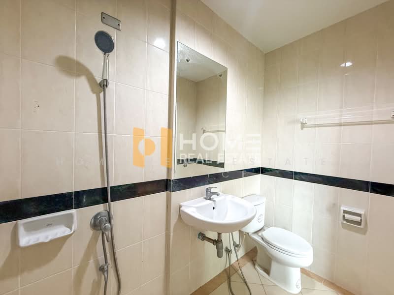 Baan Klang Muang The Royal Monaco Srinakarin-Pattanakarn, Bangkok, Rama 9 Road, Soi 43, Suan Luang, Bangkok, 4 Bedrooms, 180 sqm, Townhouse For Sale, by HOME Real Estate Service, 500437434 - DDproperty.com