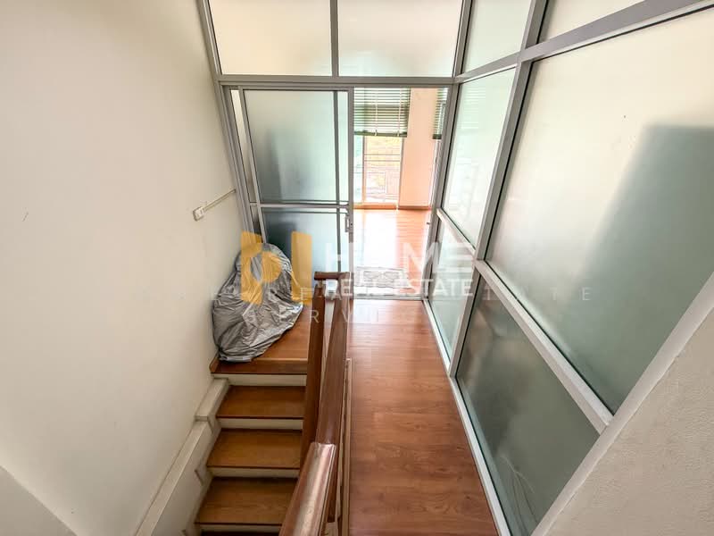 Baan Klang Muang The Royal Monaco Srinakarin-Pattanakarn, Bangkok, Rama 9 Road, Soi 43, Suan Luang, Bangkok, 4 Bedrooms, 180 sqm, Townhouse For Sale, by HOME Real Estate Service, 500437434 - DDproperty.com