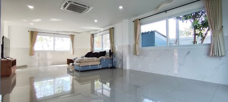 undefined, Chon Buri (Pattaya), Huai Yai, Bang Lamung (Pattaya), Chon Buri (Pattaya), 5 Bedrooms, 386 sqm, Single Detached House For Sale, by Achitaphop Klinpipat, 500437437 - DDproperty.com