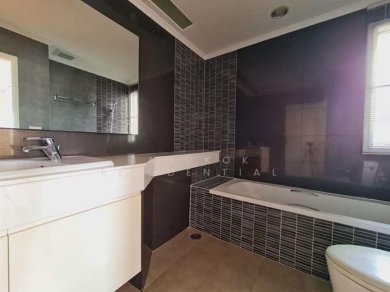 Baan Suan Plu, Bangkok, Soi Phatthanasin, Thung Maha Mek, Sathon, Bangkok, 3 Bedrooms, 286 sqm, Condo For Rent, by Bangkok Residential, 500437439 - DDproperty.com