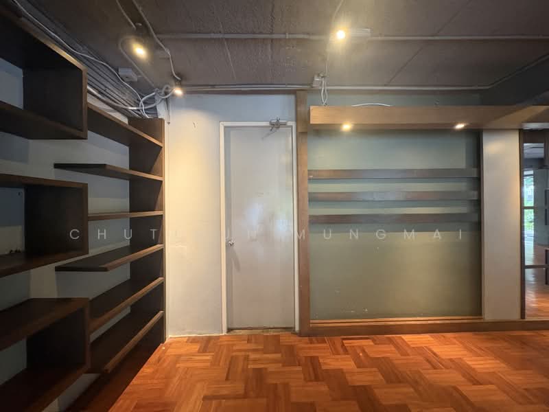 For Rent: G Floor in Asok BTS 5 Minute Walk Ideal for Restaurant, Clinic, กรุงเทพ, คลองเตยเหนือ, วัฒนา, กรุงเทพ, 160 ตร.ม., พื้นที่ขายของ ให้เช่า, โดย Chutinun Mungmai, 500437441 - DDproperty.com