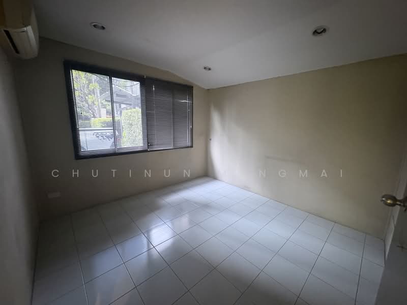 For Rent: G Floor in Asok BTS 5 Minute Walk Ideal for Restaurant, Clinic, Bangkok, Khlongtoei Nua, Watthana, Bangkok, , 160 sqm, Retail Space For Rent, by Chutinun Mungmai, 500437441 - DDproperty.com