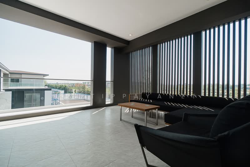 Nirvana Collection Krungthep Kreetha, Bangkok, Soi Srinakarin - Romklao, Saphan Sung, Bangkok, 5 Bedrooms, 616 sqm, Single Detached House For Sale, by Kay Tippayanet, 500437453 - DDproperty.com