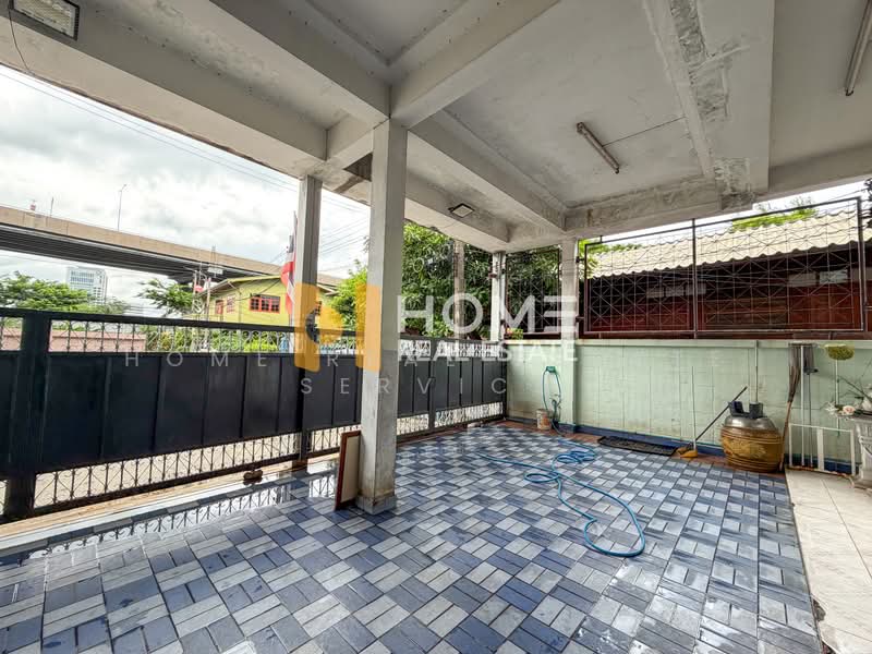 Townhouse, Sukhumvit Soi 62, Bangkok, Bang Chak, Phra Khanong, Bangkok, 5 Bedrooms, 450 sqm, Townhouse For Sale, by HOME Real Estate Service, 500437467 - DDproperty.com