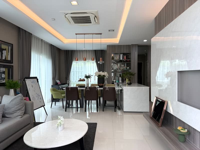 Mantana Motorway-New Krungthepkreetha, Bangkok, Phatthana Chonnabot 4 Road, Khlong Song Ton Nun, Lat Krabang, Bangkok, 3 Bedrooms, 158 sqm, Single Detached House For Sale, by Paphada Rattanaburi, 500437505 - DDproperty.com