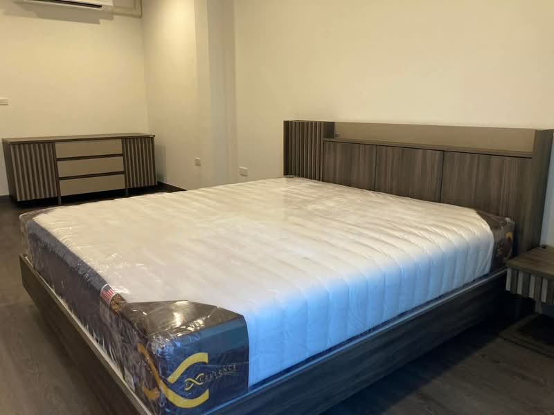 undefined, Bangkok, Phra Kanong Nua, Watthana, Bangkok, 4 Bedrooms, 330 sqm, Single Detached House For Sale, by Sataporn Jalao, 500437509 - DDproperty.com