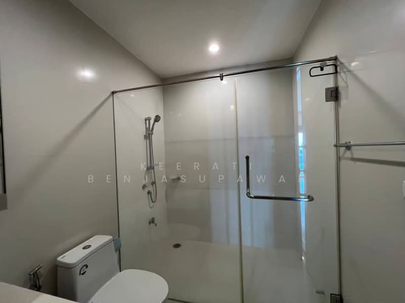 The Madison, Bangkok, Sukhumvit 41, Khlong Tan Nua, Watthana, Bangkok, 2 Bedrooms, 150 sqm, Condo For Rent, by Keerati Benjasupawan, 500437527 - DDproperty.com