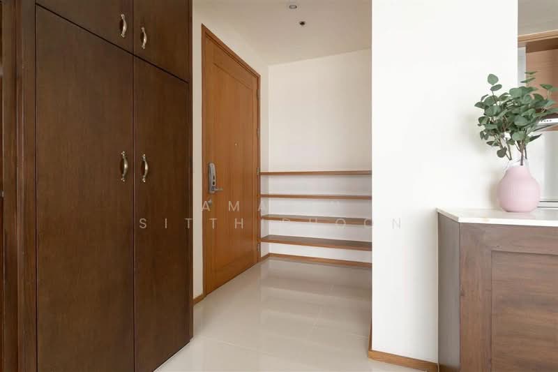 The Emporio Place, Bangkok, 93 Soi Sukhumvit 24, Sukhumvit Road, Khong Tan, Khlong Toei, Bangkok, 2 Bedrooms, 108 sqm, Condo For Sale, by Amarin Sitthidhoon, 500437538 - DDproperty.com