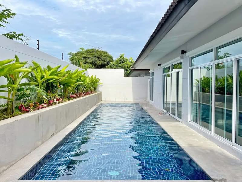 3-BR House, Chon Buri (Pattaya), Huai Yai, Bang Lamung (Pattaya), Chon Buri (Pattaya), 3 Bedrooms, 190 sqm, Single Detached House For Sale, by Thitiporn Pawikham, 500437574 - DDproperty.com